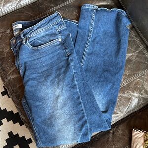 Vigoss Classic Blue Straight Leg Jeans